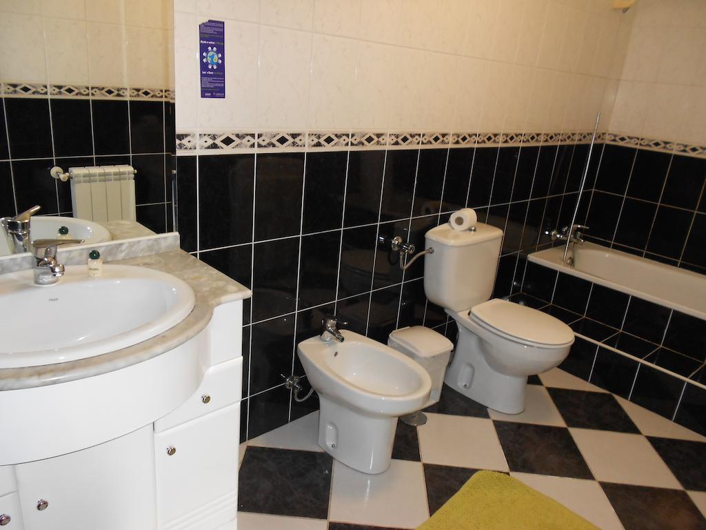 Vale De Azereiros Apartamentos Geres Værelse billede